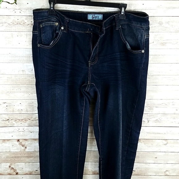 Garty Denim - Garty, 0211, Blue Jeans, with embellishments on back pockets, Sz 20